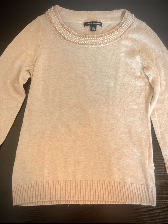 Banana Republic Sweaters - Banana Republic Cream Beaded Crewneck Sweater 🐝